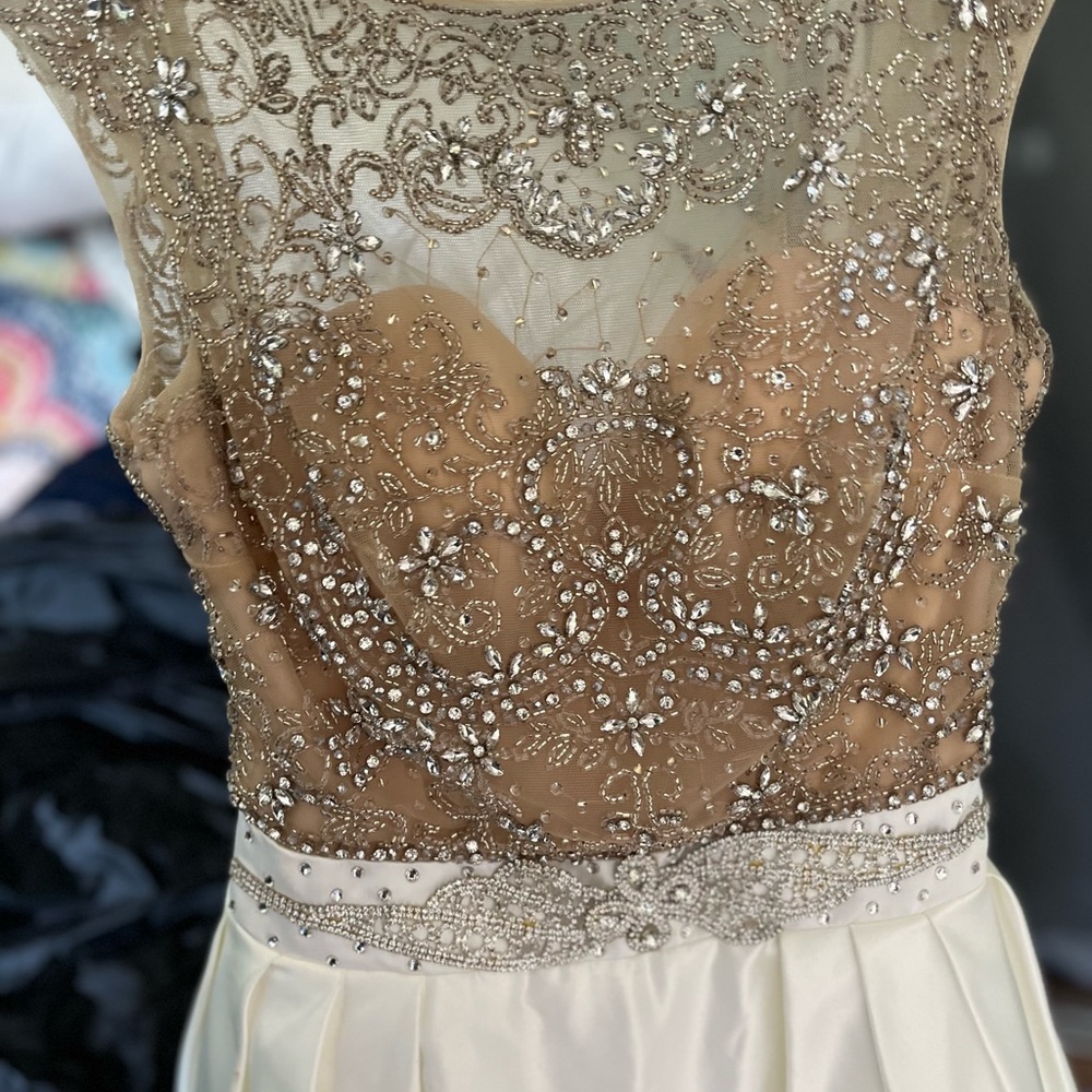 White and tan long dress size 6